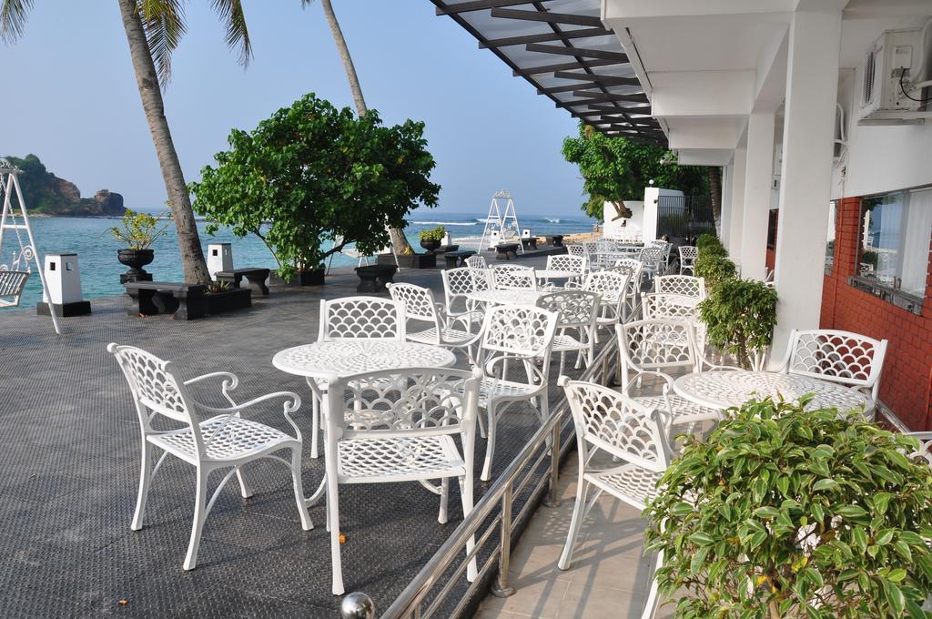 Goviyapana Beach Hotel Ahangama Esterno foto